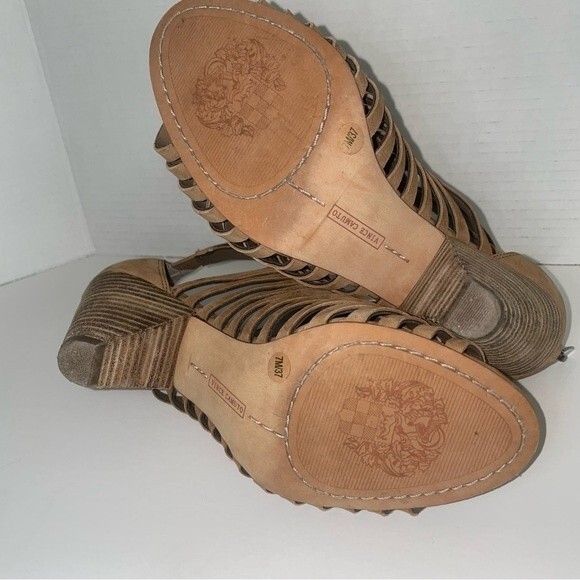 Vince Camuto leather strappy peep toe kitten heel size 7 - Picture 5 of 6